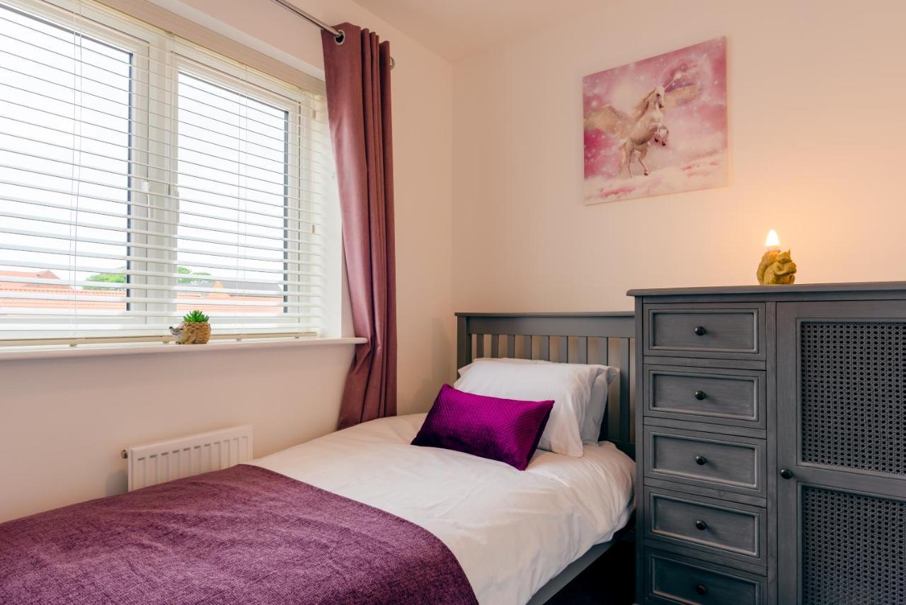 Willa Oakley - Large, Elegant, Dog Friendly & Parking Whitby Zewnętrze zdjęcie